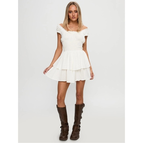 Princess Polly The Love Galore Romper White Lower Impact Ruffle Tiered Size 2 - Picture 3 of 12